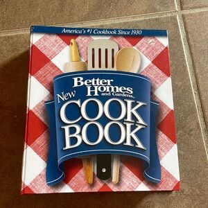 Better Homes and Garden  hardback Cookbook 12th Editio